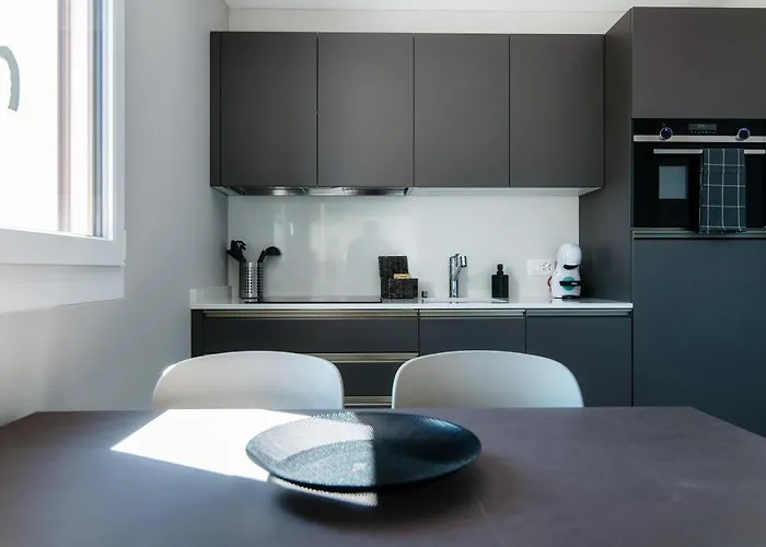 By Quokka 360 - In The Centre Of Lägenhet Locarno