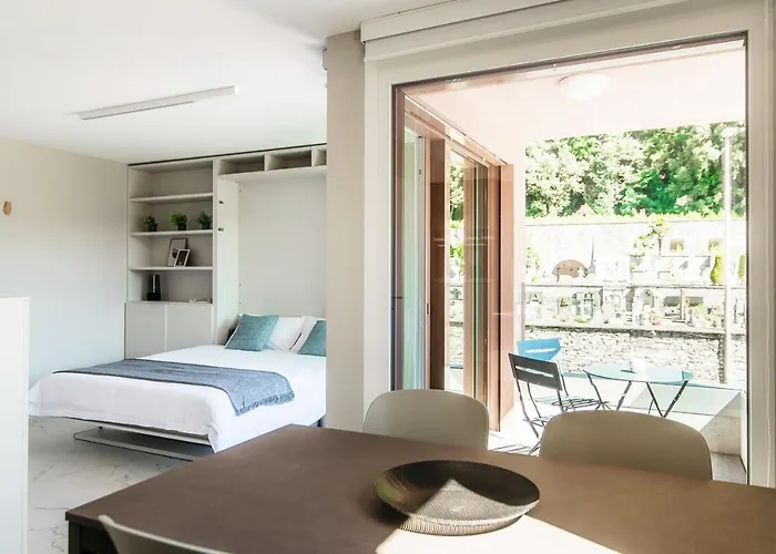 By Quokka 360 - In The Centre Of Apartment Locarno