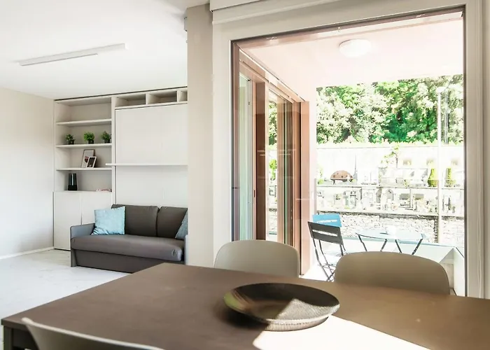 By Quokka 360 - In The Centre Of Apartment Locarno