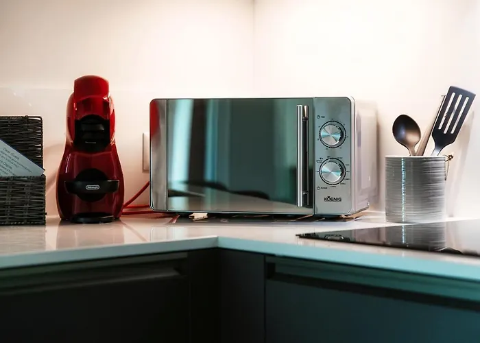 By Quokka 360 - In The Centre Of Apartament Locarno