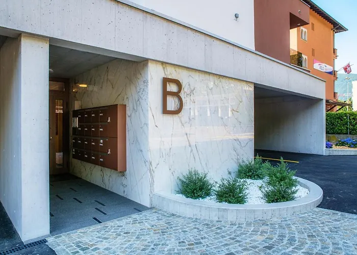 By Quokka 360 - In The Centre Of Apartament Locarno